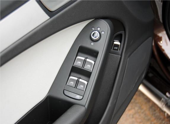 奥迪A4(进口) 2013款 40 TFSI allroad quattro 豪华型 车厢座椅   门窗控制