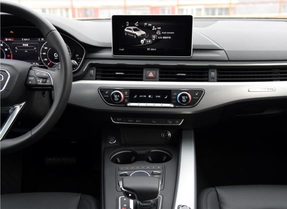 奥迪A4(进口) 2017款 45 TFSI allroad quattro 时尚型 中控类   中控台