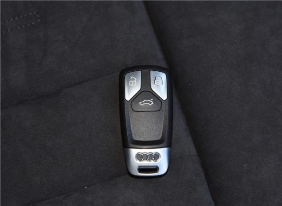 奥迪A4(进口) 2019款 45 TFSI allroad quattro 运动型 其他细节类   钥匙