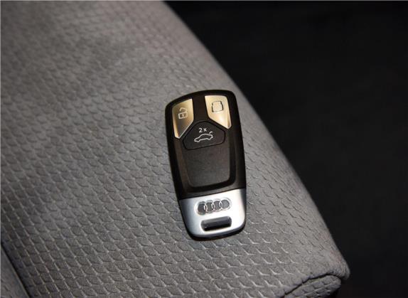奥迪A4(进口) 2020款 Avant 先锋派 40 TFSI 豪华动感型 其他细节类   钥匙