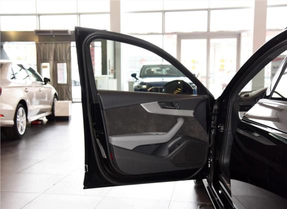 奥迪A4(进口) 2020款 Avant 先锋派 40 TFSI 豪华动感型 车厢座椅   前门板