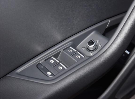 奥迪A4(进口) 2020款 Avant 先锋派 40 TFSI 时尚动感型 车厢座椅   门窗控制