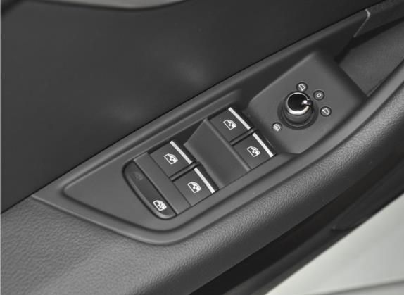奥迪A4(进口) 2021款 Avant 先锋派 40 TFSI 时尚致雅型 车厢座椅   门窗控制
