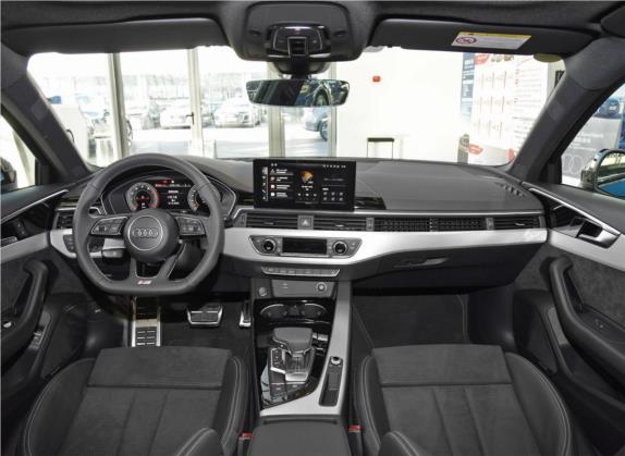 奥迪A4(进口) 2021款 Avant 先锋派 40 TFSI 豪华动感型 中控类   中控全图