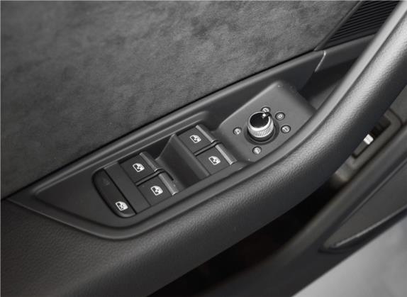 奥迪A4(进口) 2021款 Avant 先锋派 40 TFSI 豪华动感型 车厢座椅   门窗控制