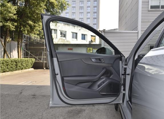 奥迪A4(进口) 2022款 allroad quattro 冰雪运动版 车厢座椅   前门板