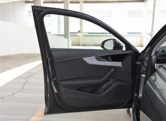 奥迪A4(进口) 2023款 Avant 40 TFSI 时尚动感型 车厢座椅   前门板