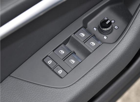 奥迪A6(进口) 2021款 Avant 先锋派 45 TFSI 臻选动感型 车厢座椅   门窗控制
