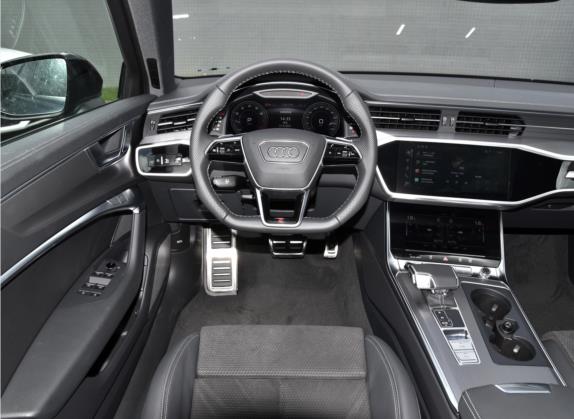 奥迪A6(进口) 2021款 Avant 先锋派 45 TFSI 星辰版 中控类   驾驶位