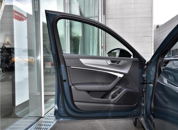 奥迪A6(进口) 2021款 Avant 先锋派 45 TFSI 星辰版 车厢座椅   前门板