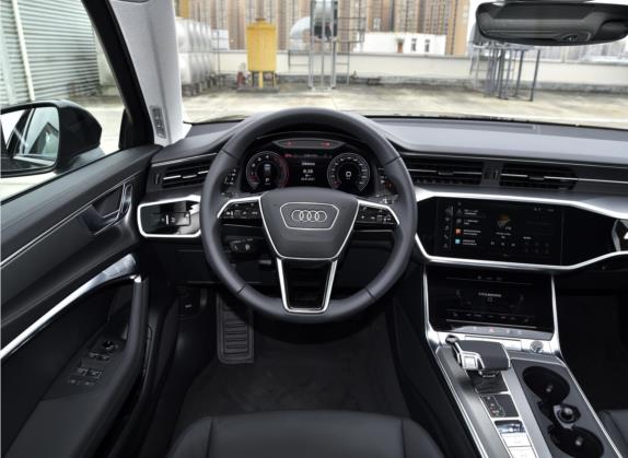 奥迪A6(进口) 2022款 allroad quattro 探索家 55 TFSI 尊享越野型 中控类   驾驶位