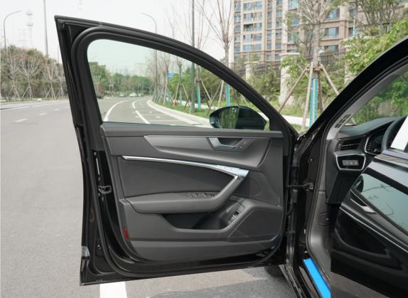 奥迪A6(进口) 2022款 Avant 先锋派 45 TFSI 臻选动感型 车厢座椅   前门板