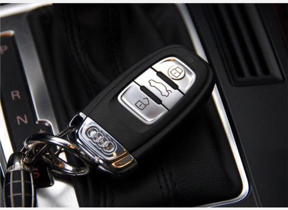 奥迪A5 2008款 3.2 coupe quattro 其他细节类   钥匙