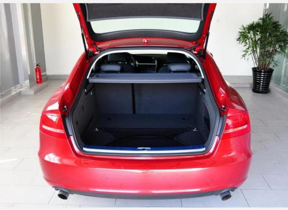 奥迪A5 2010款 2.0TFSI Sportback 豪华型 车厢座椅   后备厢