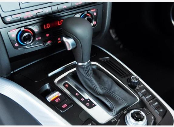 奥迪A5 2010款 2.0TFSI Sportback 豪华型 中控类   挡把