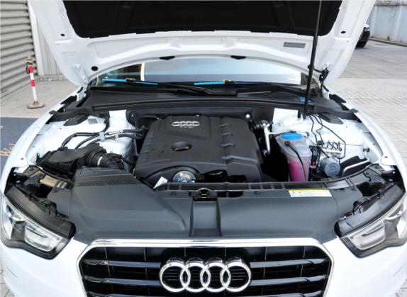 奥迪A5 2012款 2.0TFSI Cabriolet 其他细节类   发动机舱