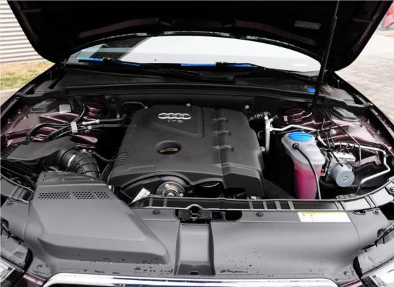 奥迪A5 2012款 2.0TFSI Sportback quattro 其他细节类   发动机舱
