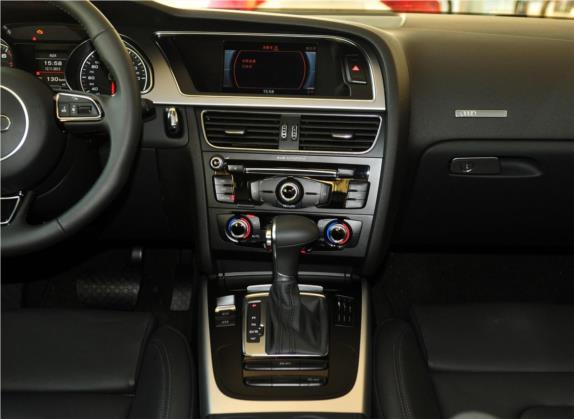 奥迪A5 2013款 Coupe 40 TFSI 中控类   中控台