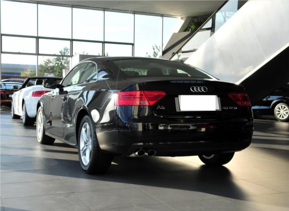 奥迪A5 2013款 Coupe 40 TFSI 外观   斜后