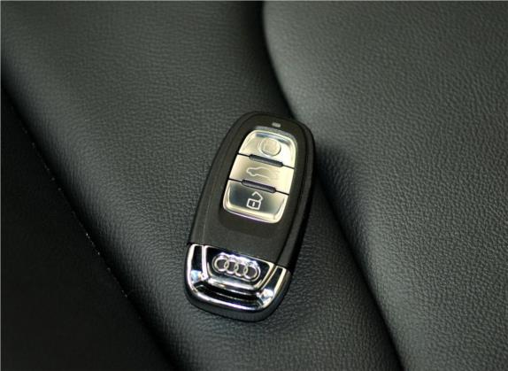 奥迪A5 2013款 Cabriolet 40 TFSI 其他细节类   钥匙