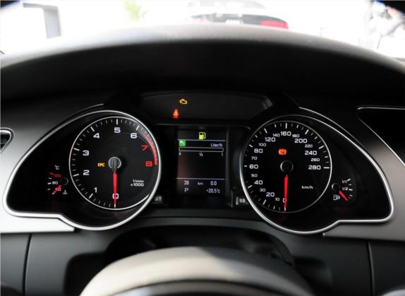奥迪A5 2013款 Cabriolet 40 TFSI 中控类   仪表盘