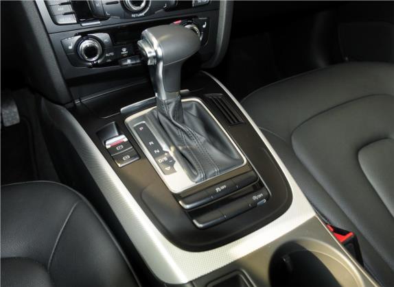 奥迪A5 2013款 Cabriolet 40 TFSI 中控类   挡把