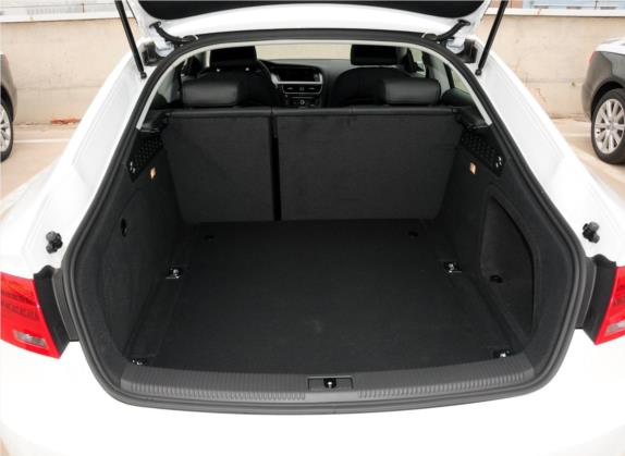 奥迪A5 2013款 Sportback 40 TFSI 车厢座椅   后备厢