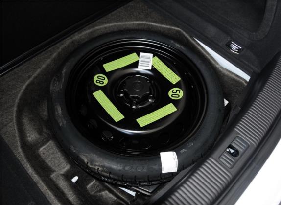 奥迪A5 2013款 Sportback 40 TFSI quattro 其他细节类   备胎