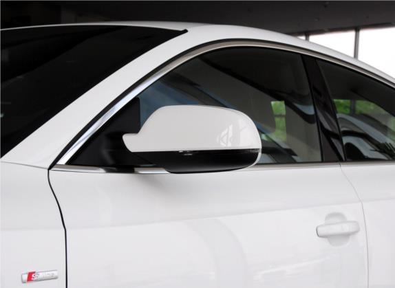 奥迪A5 2013款 Sportback 40 TFSI quattro 外观细节类   外后视镜
