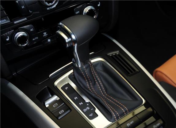 奥迪A5 2013款 Sportback 40 TFSI风尚版 中控类   挡把