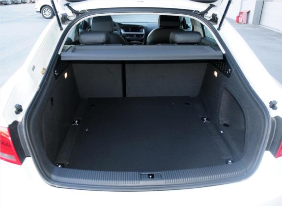 奥迪A5 2013款 Sportback 40 TFSI quattro风尚版 车厢座椅   后备厢