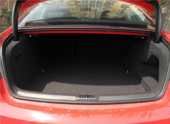 奥迪A5 2014款 Coupe 45 TFSI风尚版 车厢座椅   后备厢