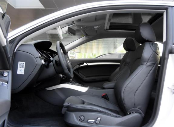 奥迪A5 2014款 Coupe 45 TFSI quattro 车厢座椅   前排空间