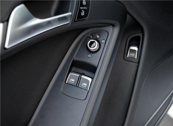 奥迪A5 2014款 Coupe 45 TFSI quattro 车厢座椅   门窗控制