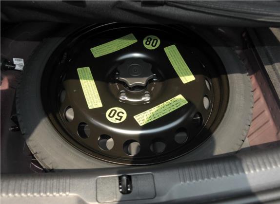 奥迪A5 2014款 Cabriolet 45 TFSI风尚版 其他细节类   备胎