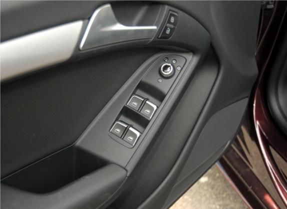奥迪A5 2014款 Cabriolet 45 TFSI风尚版 车厢座椅   门窗控制