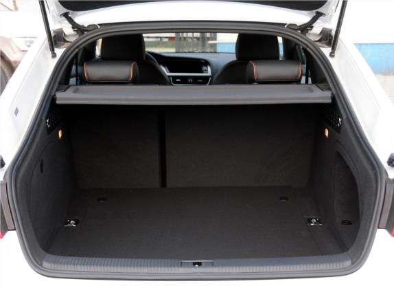 奥迪A5 2014款 Sportback 45 TFSI风尚版 车厢座椅   后备厢
