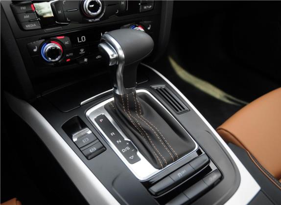 奥迪A5 2014款 Sportback 45 TFSI风尚版 中控类   挡把