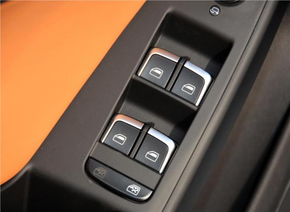 奥迪A5 2014款 Sportback 45 TFSI风尚版 车厢座椅   门窗控制