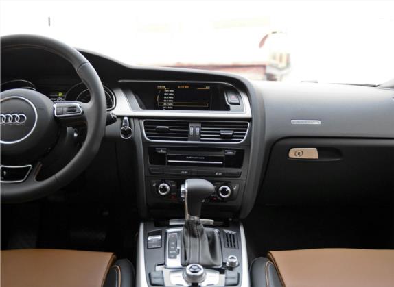 奥迪A5 2014款 Sportback 45 TFSI quattro风尚版 中控类   中控台