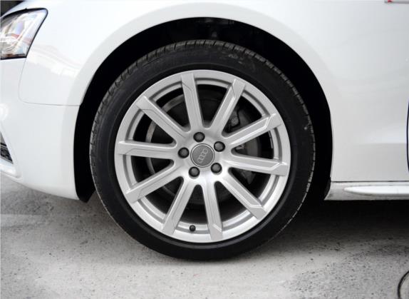 奥迪A5 2014款 Sportback 45 TFSI quattro风尚版 其他细节类   前轮