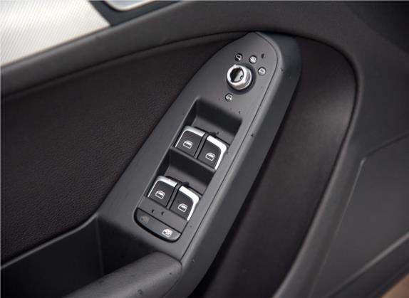 奥迪A5 2016款 Sportback 45 TFSI 车厢座椅   门窗控制
