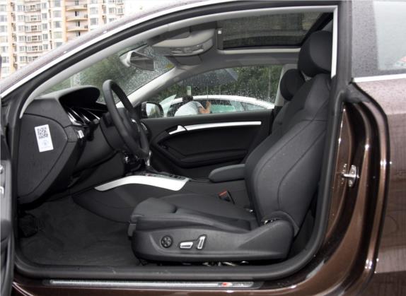 奥迪A5 2016款 Coupe 45 TFSI 进取型 车厢座椅   前排空间