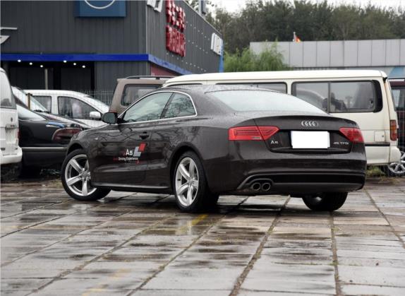 奥迪A5 2016款 Coupe 45 TFSI 进取型 外观   斜后