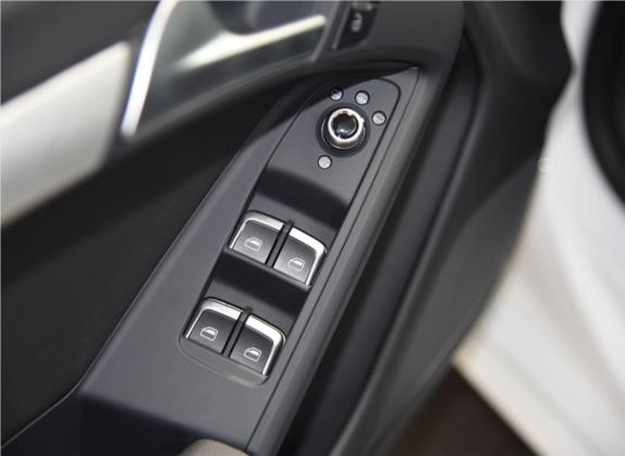 奥迪A5 2016款 Cabriolet 45 TFSI 进取型 车厢座椅   门窗控制