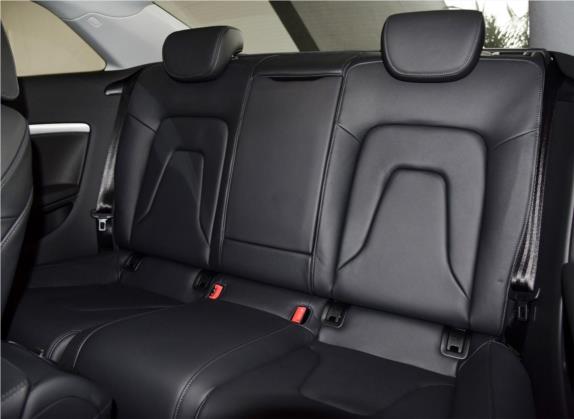 奥迪A5 2016款 改款 Coupe 35 TFSI 进取型 车厢座椅   后排空间