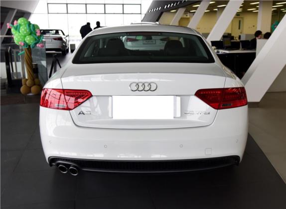 奥迪A5 2016款 改款 Coupe 35 TFSI 进取型 外观   正后