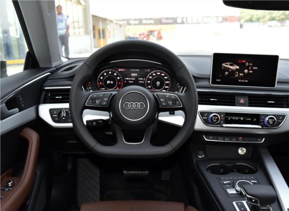 奥迪A5 2017款 Sportback 45 TFSI quattro 运动型 中控类   驾驶位