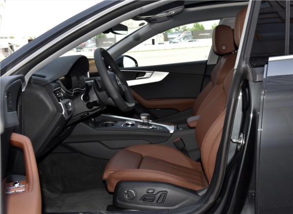 奥迪A5 2017款 Sportback 45 TFSI quattro 运动型 车厢座椅   前排空间