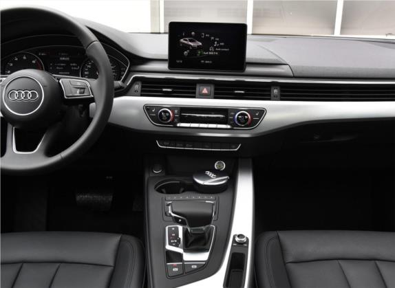 奥迪A5 2017款 Coupe 40 TFSI 时尚型 中控类   中控台